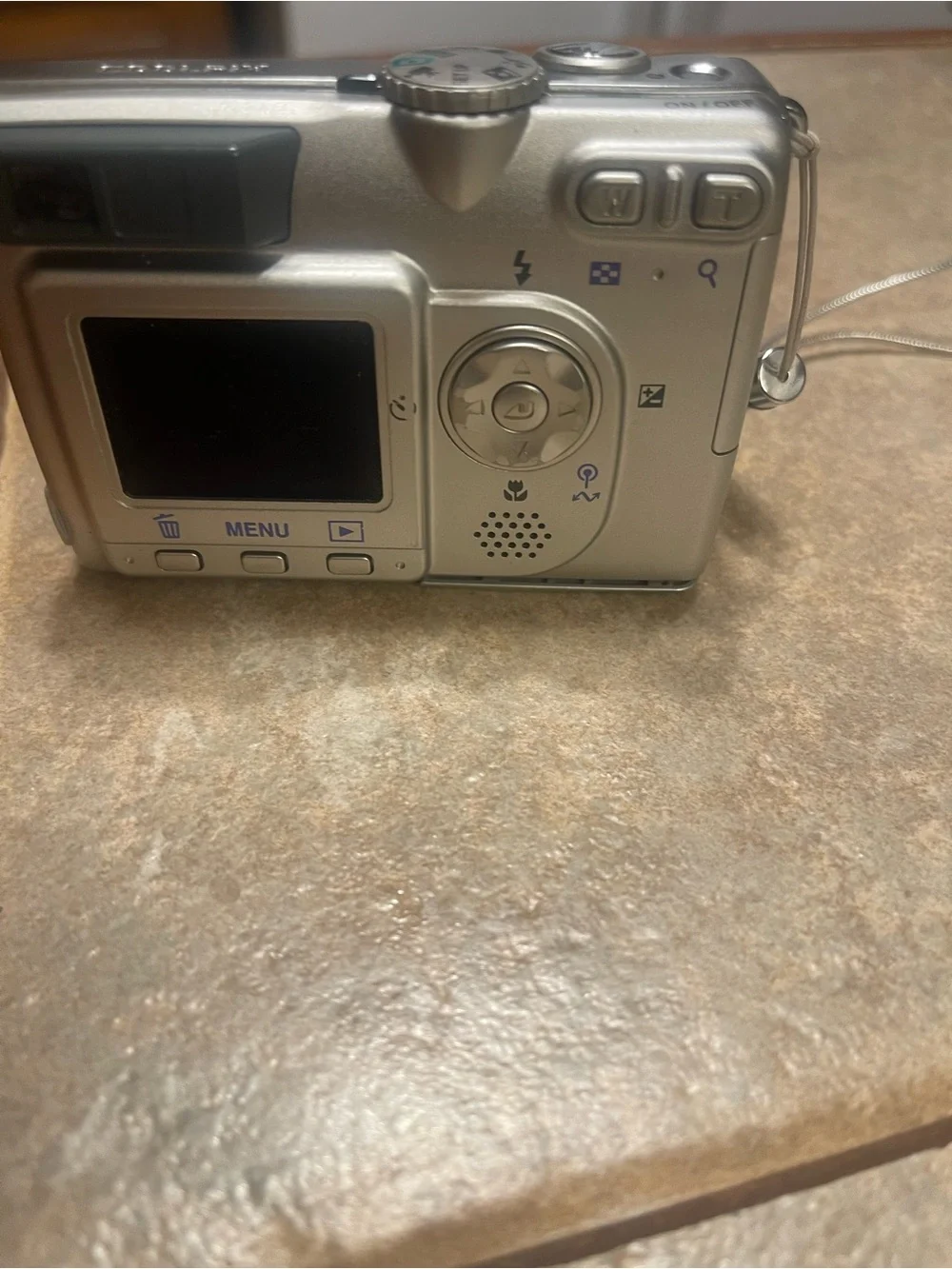 Nikon Coolpix 4200 Silver Digital Camera Boxed Artwork